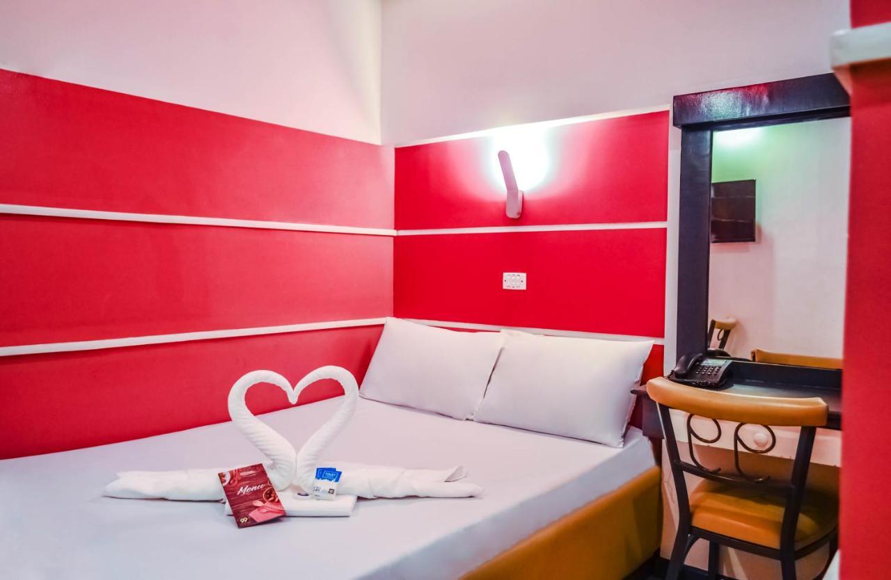 Hotel 99 Cubao Quezon City Bagian luar foto