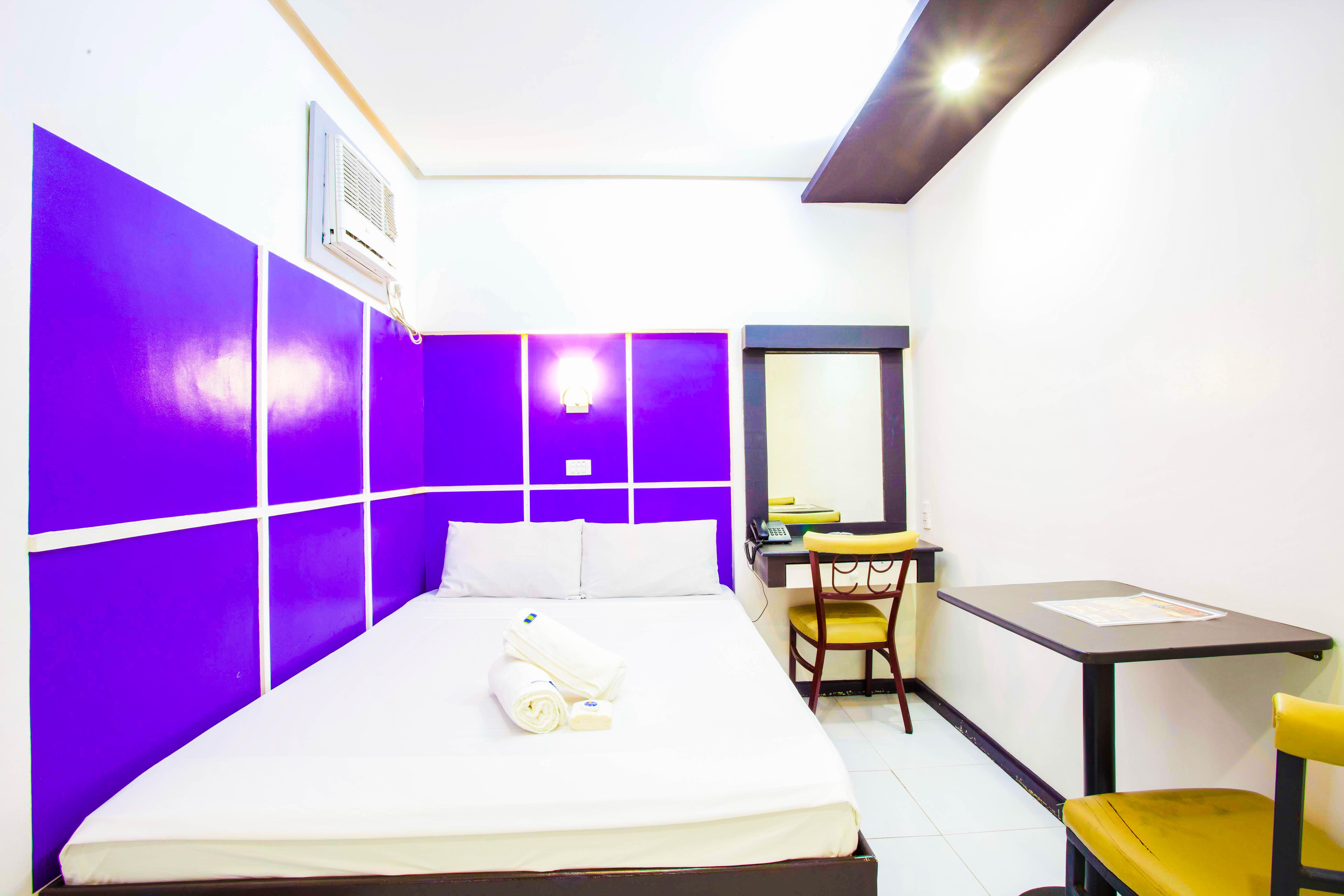 Hotel 99 Cubao Quezon City Bagian luar foto