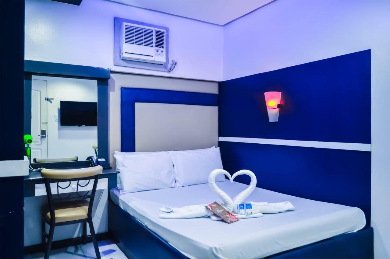 Hotel 99 Cubao Quezon City Bagian luar foto